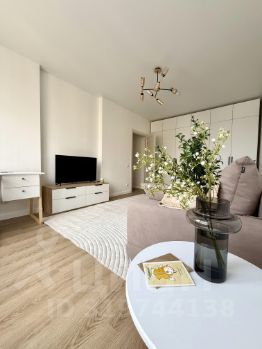 2-комн.кв., 58 м², этаж 24