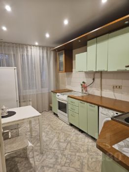 1-комн.кв., 40 м², этаж 3