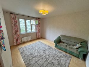 3-комн.кв., 80 м², этаж 3
