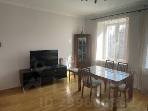 3-комн.кв., 80 м², этаж 3