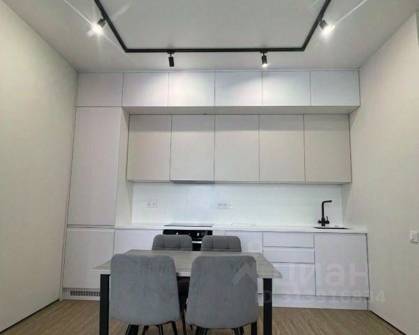 3-комн., 70 м², 26/53 этаж