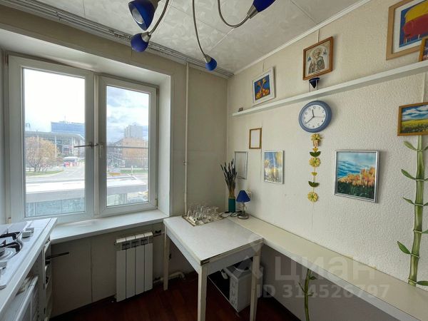 2-комн., 43 м², 3/5 этаж