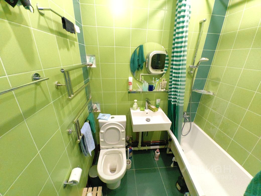 Продажа двухкомнатной квартиры 42м² ш. Энтузиастов, 68, Москва, ВАО, р ...