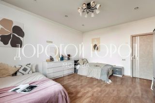 3-комн.кв., 93 м², этаж 10