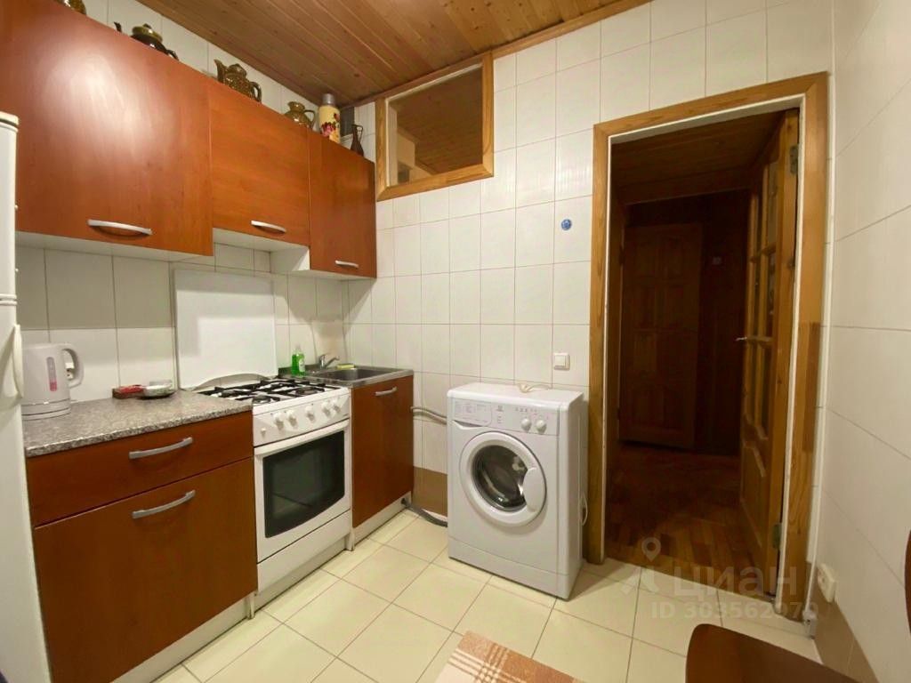 Сдам двухкомнатную квартиру 42м² Симферопольский бул., 15К2, Москва, м.  Каховская - база ЦИАН, объявление 303562970