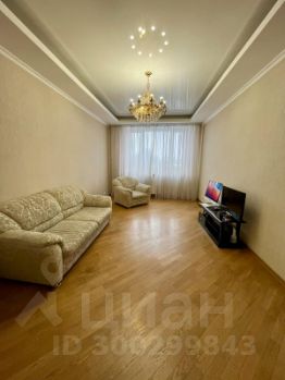 2-комн.кв., 72 м², этаж 4