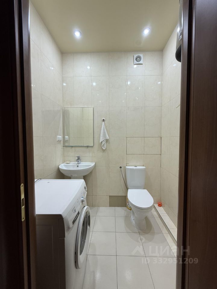 2-комнатная квартира, 74 м² — фото 6