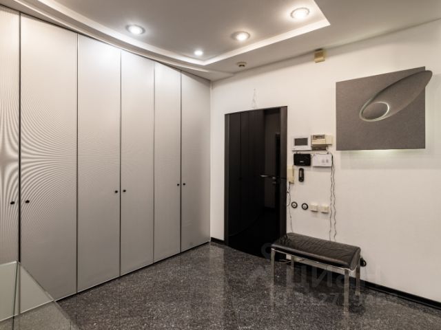 5-комн., 190 м², 2/14 этаж