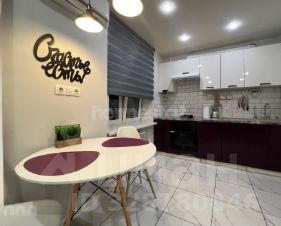 2-комн.кв., 43 м², этаж 1