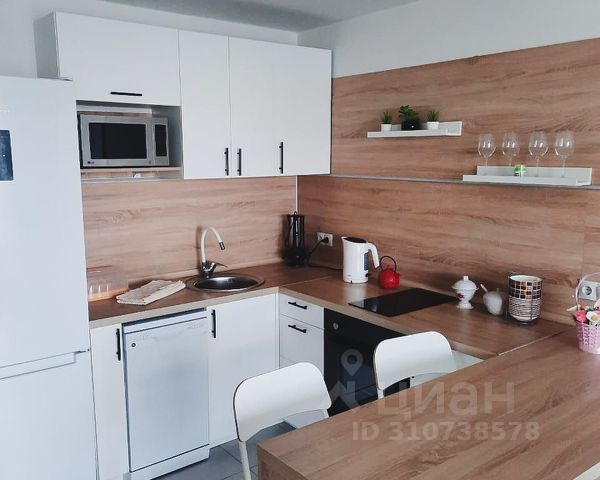1-комн., 43 м², 2/14 этаж