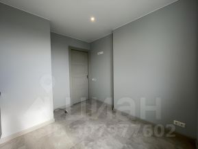 2-комн.кв., 61 м², этаж 18