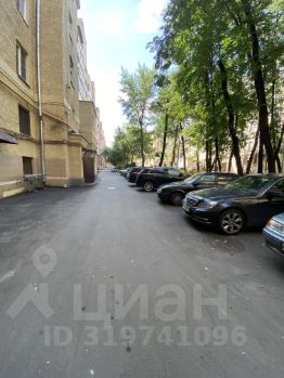 2-комн.кв., 65 м², этаж 6