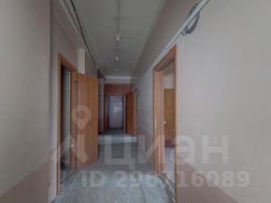 4-комн.кв., 110 м², этаж 1