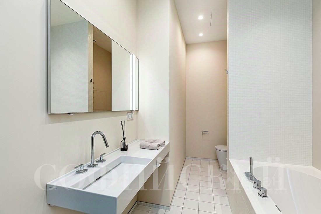 2-комнатная квартира, 77 м² — фото 8