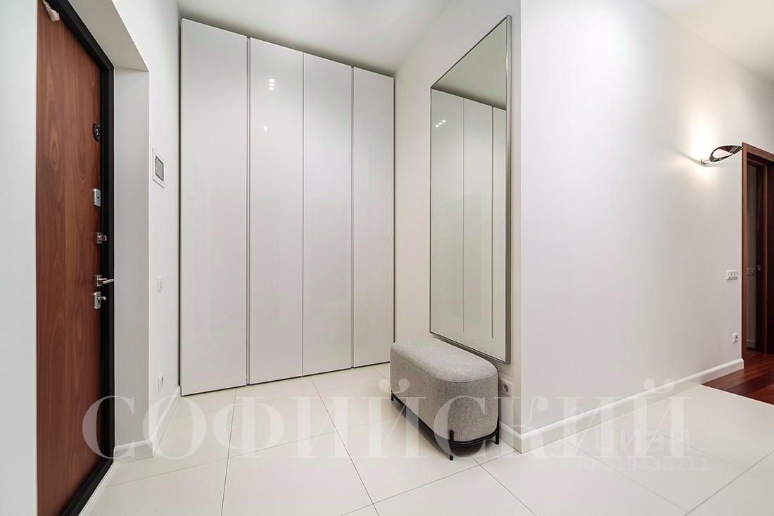2-комнатная квартира, 77 м² — фото 4