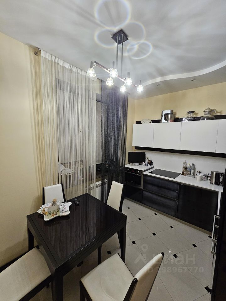 Продажа двухкомнатной квартиры 72.5м² Соколово-Мещерская ул., 16/114 ...