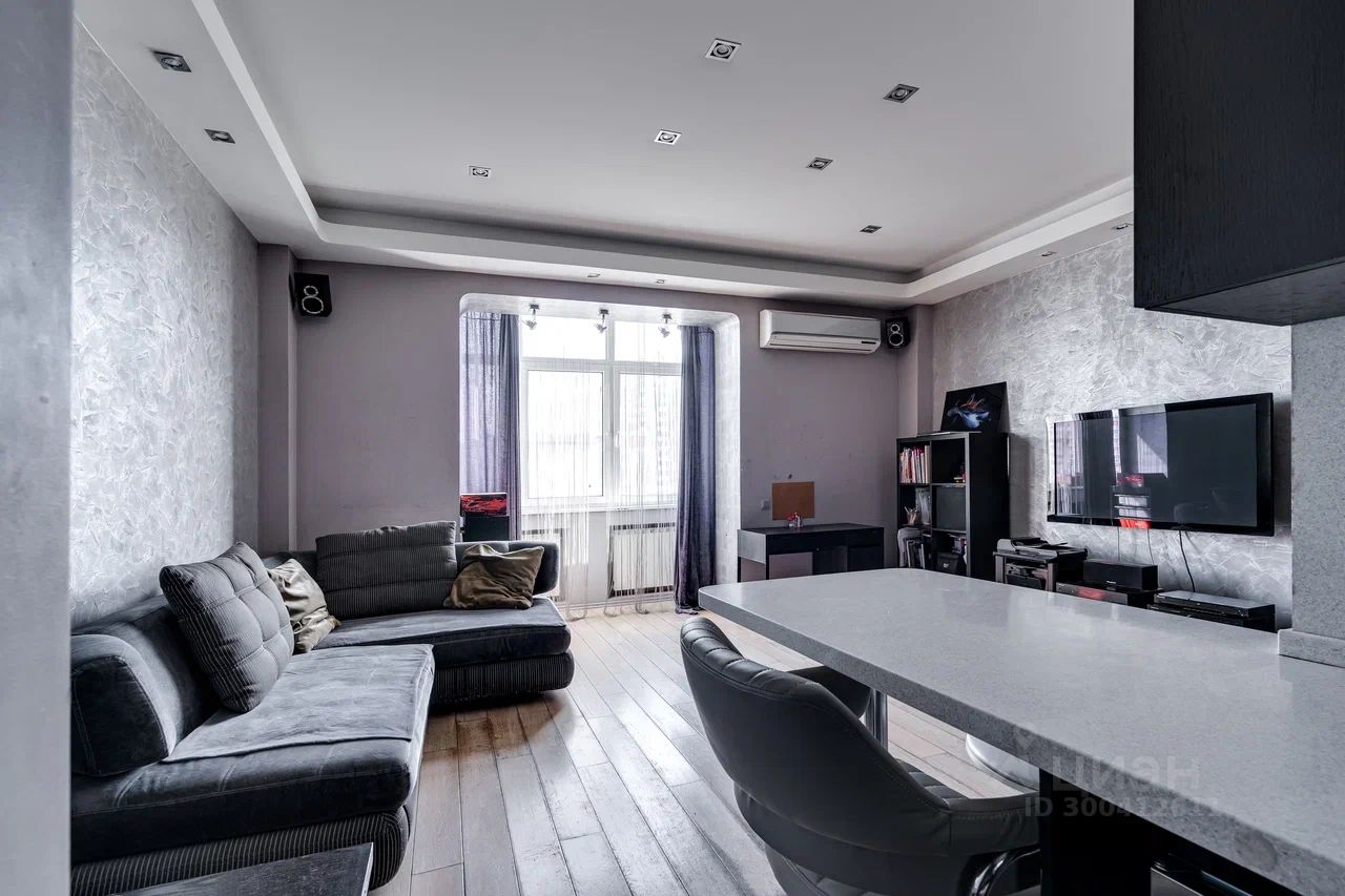 Купить двухкомнатную квартиру 71.5м² Соколово-Мещерская ул., 31, Москва ...