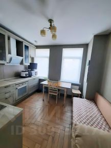 3-комн.кв., 82 м², этаж 9