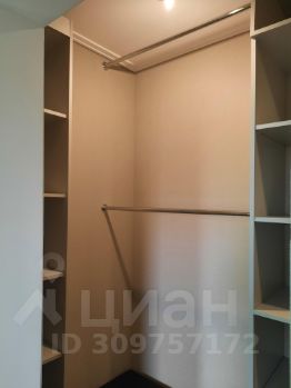 3-комн.кв., 82 м², этаж 9