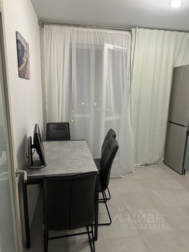 2-комнатная квартира, 60 м² — фото 8