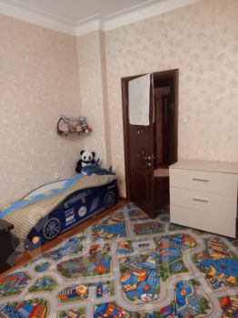 3-комн.кв., 72 м², этаж 1