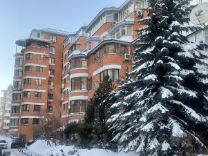 3-комн.кв., 97 м², этаж 2