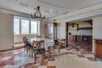 многокомн. кв., 235 м², этаж 28