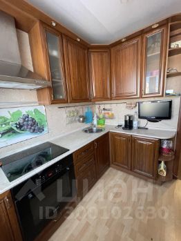 2-комн.кв., 45 м², этаж 8