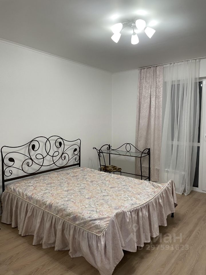 Продаю трехкомнатную квартиру 83м² Ставропольская ул., 23/1, Москва ...