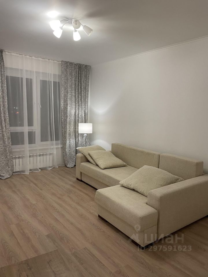 Продаю трехкомнатную квартиру 83м² Ставропольская ул., 23/1, Москва ...