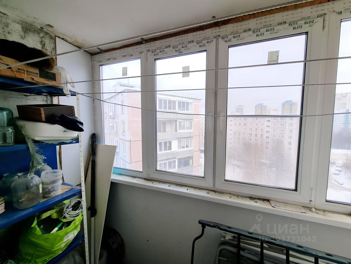 Продаю трехкомнатную квартиру 52м² Строгинский бул., 13К3, Москва, м.  Строгино - база ЦИАН, объявление 303731042