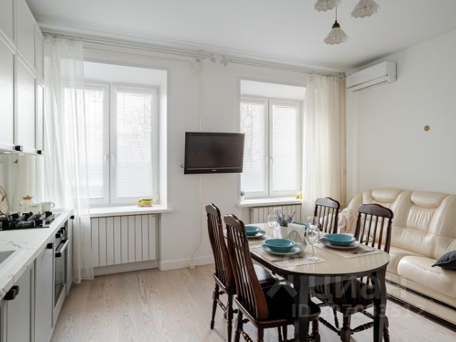 3-комн., 90 м², 2/6 этаж