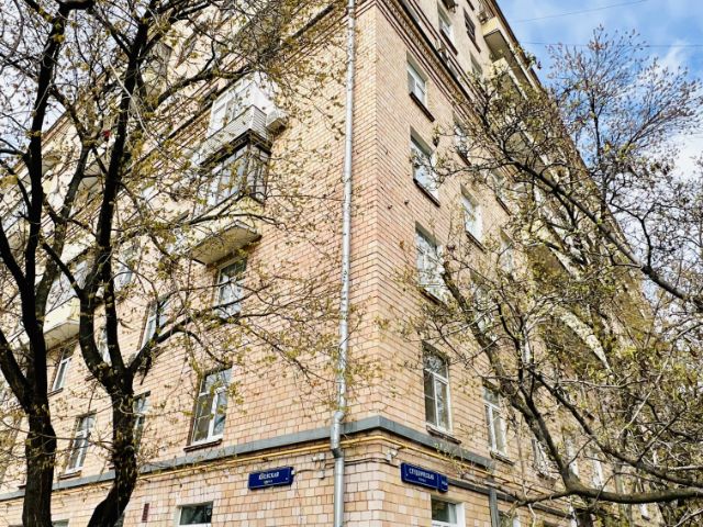 2-комн., 51,2 м², 1/9 этаж