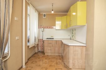 2-комн.кв., 56 м², этаж 3