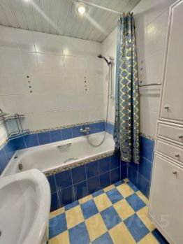 3-комн.кв., 80 м², этаж 2