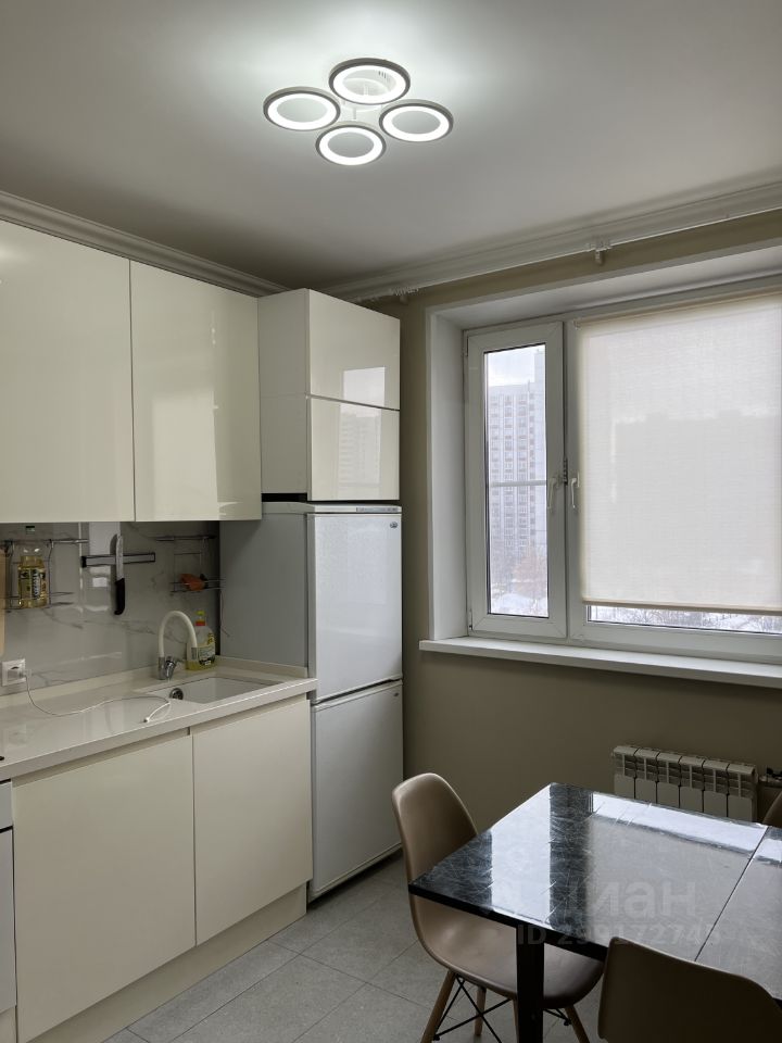 Продажа двухкомнатной квартиры 52.2м² Суздальская ул., 40К2, Москва ...