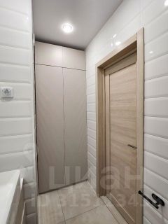 2-комн.кв., 62 м², этаж 14