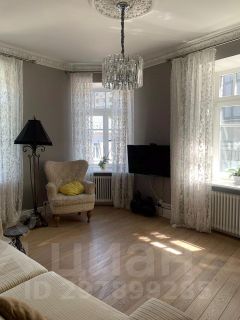 4-комн.кв., 100 м², этаж 4