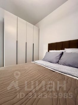 1-комн.кв., 32 м², этаж 14