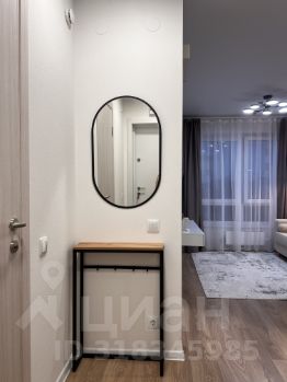 1-комн.кв., 32 м², этаж 14