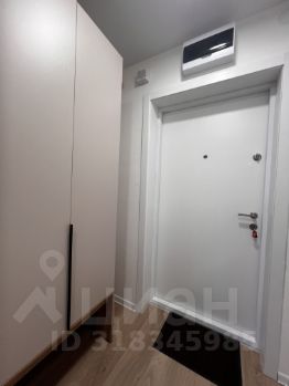 1-комн.кв., 32 м², этаж 14