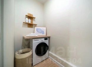 4-комн.кв., 105 м², этаж 8