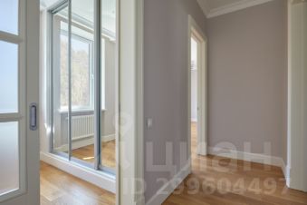 5-комн.кв., 567 м², этаж 2