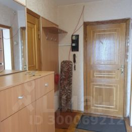 1-комн.кв., 35 м², этаж 3