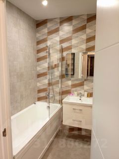 2-комн.апарт., 60 м², этаж 7