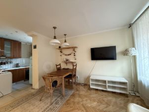 2-комн.кв., 37 м², этаж 2