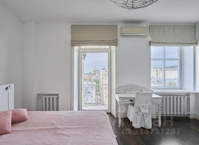 4-комн., 160 м², 6/7 этаж