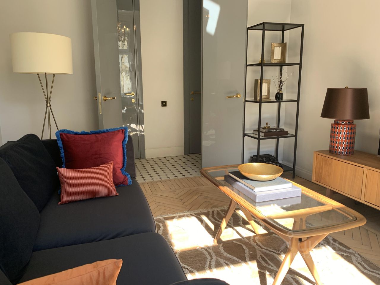 2-комнатная квартира, 55 м² — фото 1