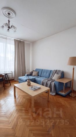2-комн.кв., 70 м², этаж 9