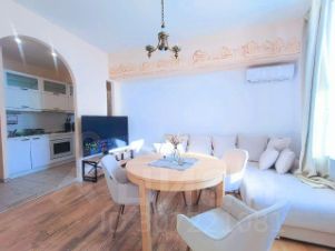 2-комн.кв., 56 м², этаж 5 2-комн.кв., 56 м², этаж 5